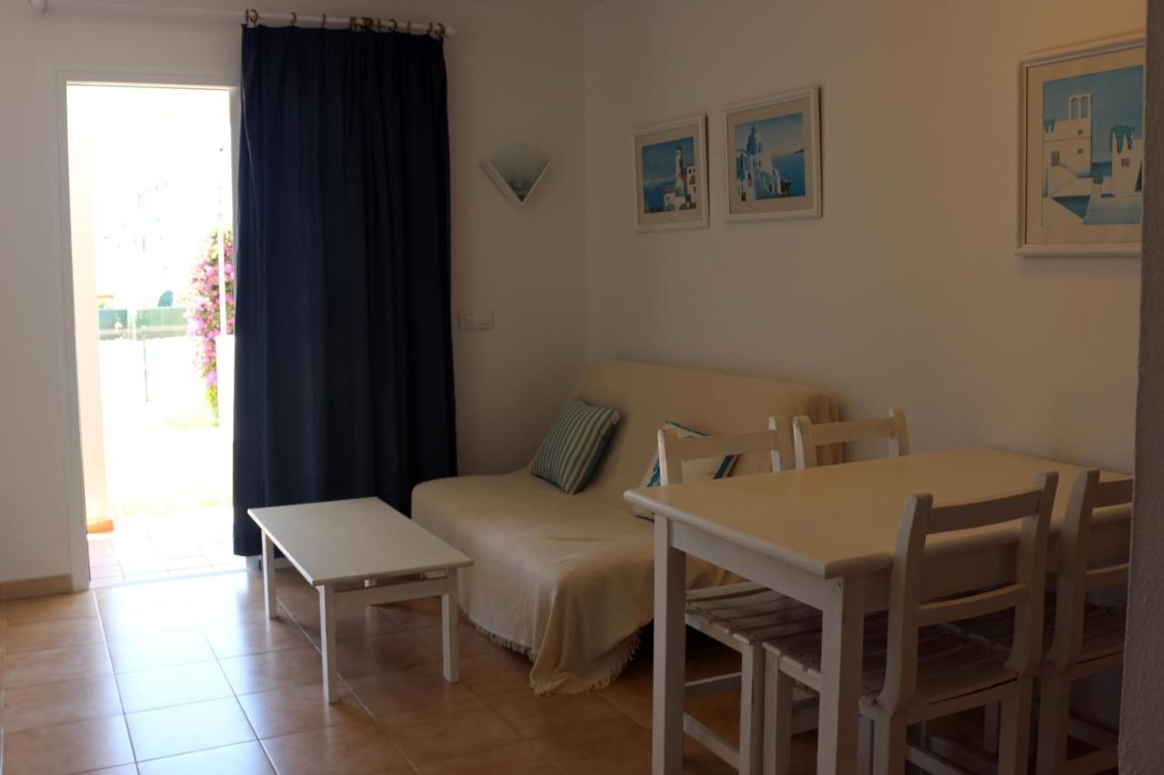 Apartamentos Saura Cala'N Blanes  Kültér fotó